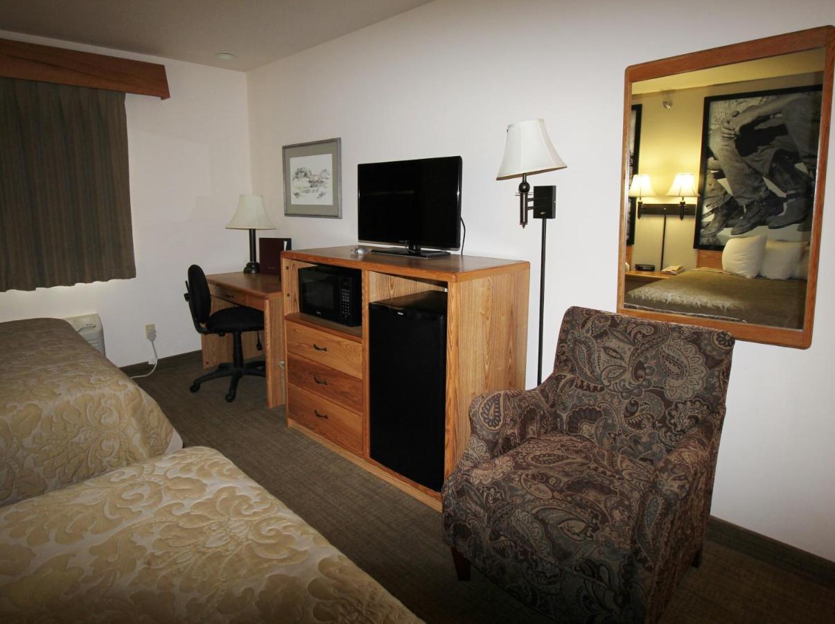 Homestead Inn And Suites Hardin Ngoại thất bức ảnh